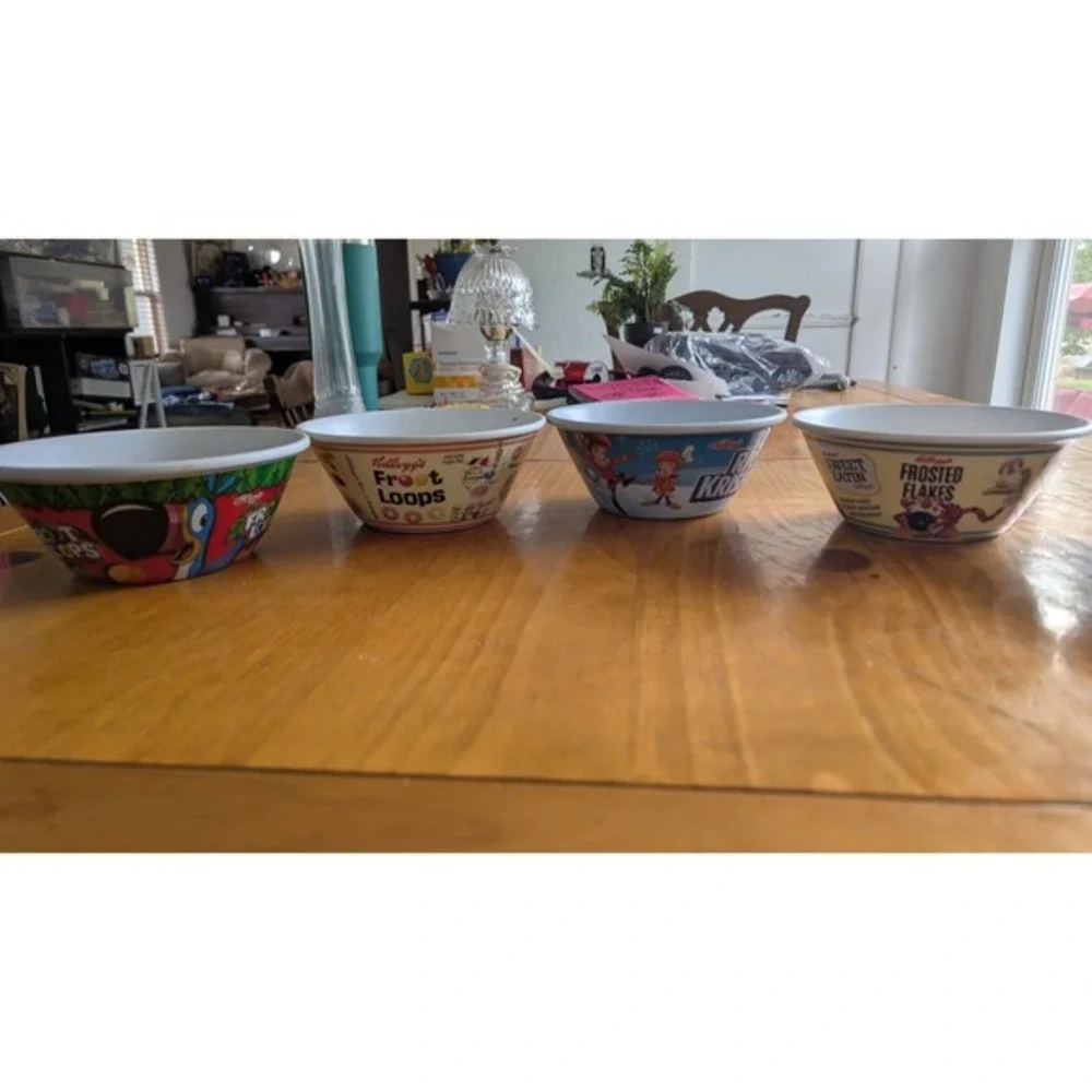 Kellogg's Vintage Style Cereal Bowl Set 5pc‎ Froot Loops Frosted Flakes Melamine